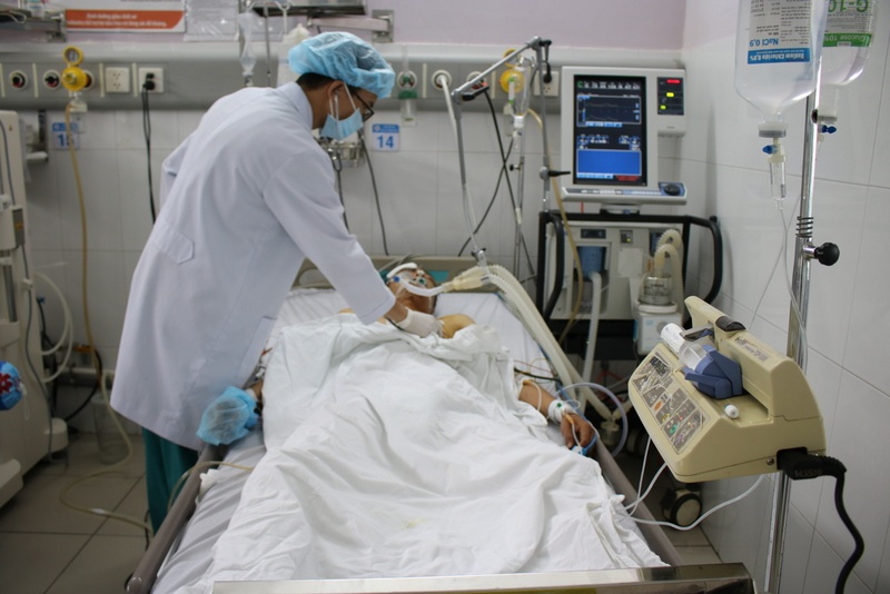 Vỡ tim do tai nạn giao thông ảnh 2 Vo tim do tai nan giao thong anh 2