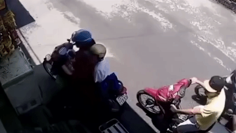 Cuop rut dao dam ‘Luc Van Tien’ de giai cuu dong bon hinh anh