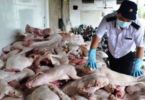 Can bo kiem tra phat hien sai pham, nhan phong bi roi ve hinh anh