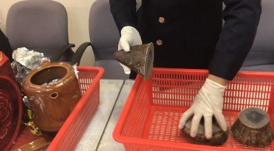 Vu van chuyen sung te giac trang tri gia gan 8 ty duoc nguy trang the nao? hinh anh