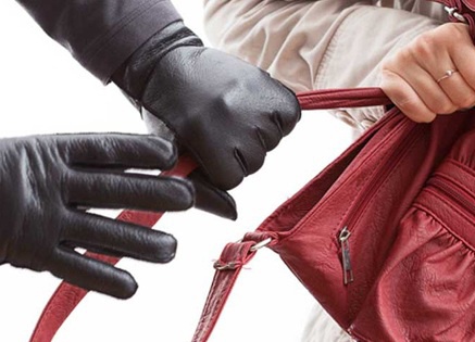 Nu 9X o Sai Gon to bi cuop ke dao vao co khi tam su voi ban trai hinh anh