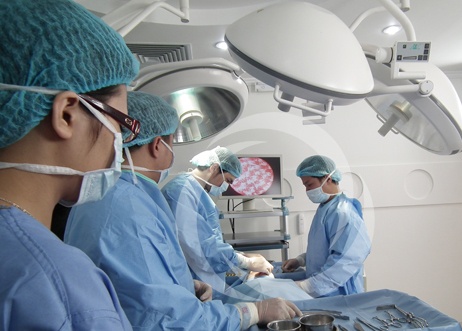 Dieu tra vu mot phu nu hon me sau phau thuat got ham hinh anh