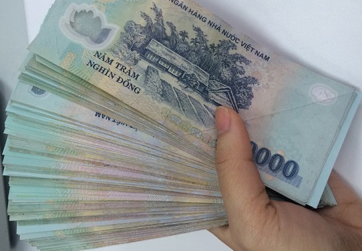 Canh sat dieu tra vu lam gia ho so vay tien cua Prudential hinh anh