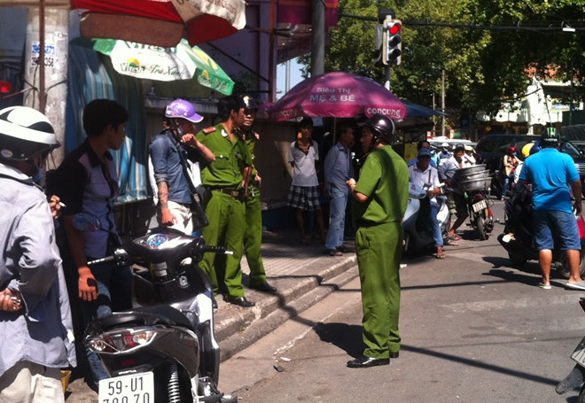 De nghi truy to thanh nien dam chet du khach o pho Tay Sai Gon hinh anh