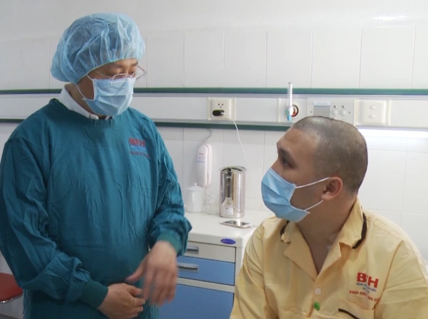 Nguoi Viet Nam dau tien duoc ghep te bao goc khong cung huyet thong hinh anh