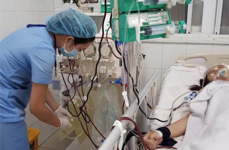 Me ngung tim khi vua nhin mat con lan dau tien hinh anh