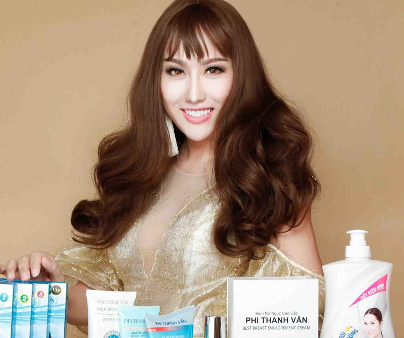 Buoc cong ty Phi Thanh Van thu hoi, tieu huy san pham lam dep hinh anh