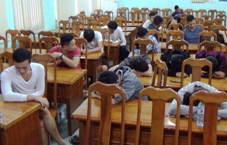 Song bac o Sai Gon nhan dang khach bang van tay hinh anh