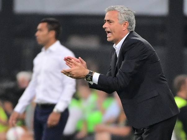 Mourinho mong cho MU tan nhan va lanh lung hon nua hinh anh