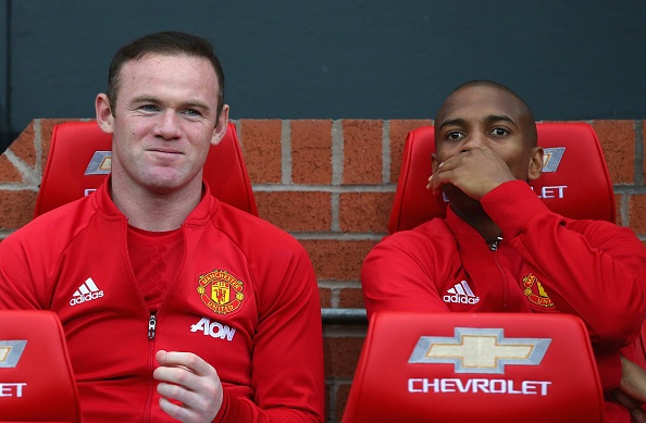 Mourinho chot tuong lai cua Rooney va Young hinh anh