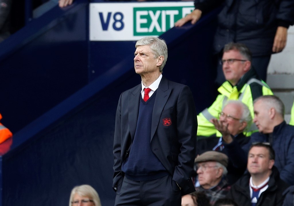 Arsene Wenger: ‘Toi biet phai lam gi voi tuong lai cua minh’ hinh anh