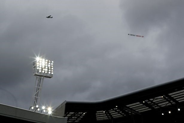 Arsene Wenger: ‘Tôi biết mình phải làm gì. Các bạn sẽ sớm biết thôi!’ ảnh 3 Arsene Wenger: ‘Toi biet minh phai lam gi. Cac ban se som biet thoi!’ anh 3