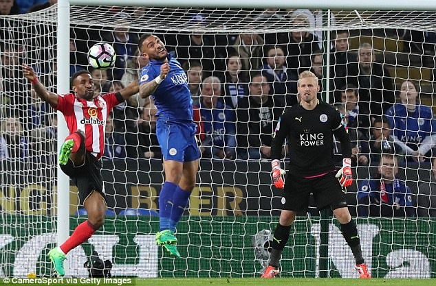 Vardy tiep tuc ghi ban,  Leicester chon vui hy vong cua Sunderland anh 14