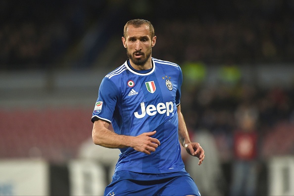 Trung vệ Juventus nhận bằng thạc sĩ Đại học Turin ảnh 5 Trung ve Juventus nhan bang thac si Dai hoc Turin anh 5