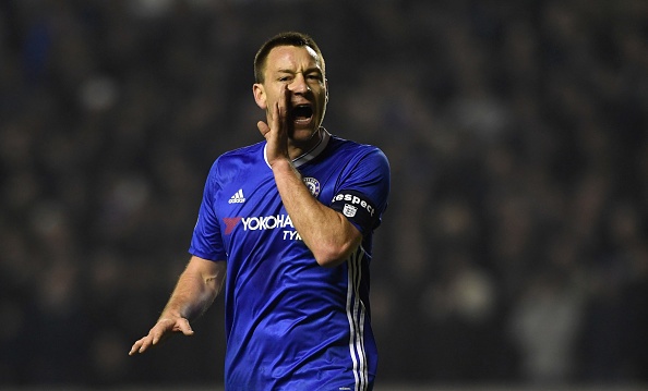 John Terry bat ngo bi David Luiz dung tay dap vao ha bo anh 5