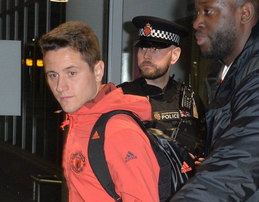 Các ngôi sao Man Utd rầu rĩ trở về sau trận hòa với Anderlecht ảnh 11 Cac ngoi sao Man Utd rau ri tro ve sau tran hoa voi Anderlecht anh 11