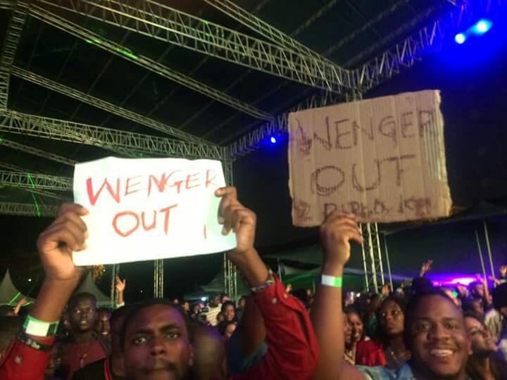 Cuoc chien chong HLV Wenger cua CDV Phao thu da phat trien toan cau anh 8