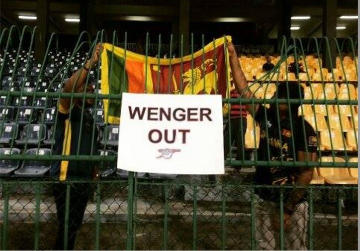 Cuoc chien chong HLV Wenger cua CDV Phao thu da phat trien toan cau anh 10