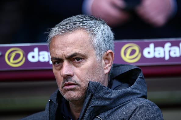 Noi bo Man Utd co bien: Cac ngoi sao bat man voi Mourinho? hinh anh