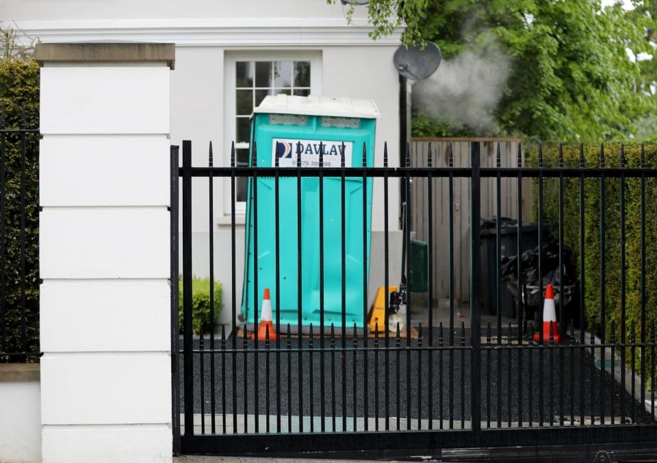 Sửa chữa biệt thự tại London, Oezil chốt tương lai ở Arsenal ảnh 1 Sua chua biet thu tai London, Oezil chot tuong lai o Arsenal anh 1