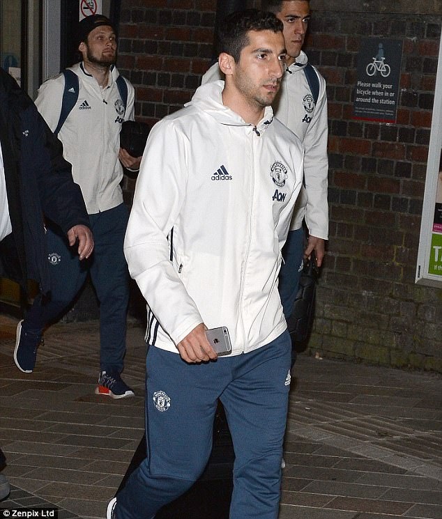 Man Utd rau ri roi London sau that bai 0-2 truoc Arsenal anh 9