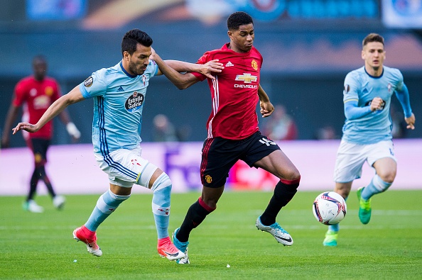 Paul Pogba vui ve luyen tap trong ‘tam bao’ anh 13