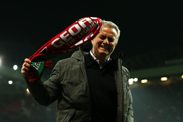 Bất ngờ với nhân vật Mourinho ôm sau trận hòa Celta Vigo ảnh 1 Bat ngo voi nhan vat Mourinho om sau tran hoa Celta Vigo anh 1