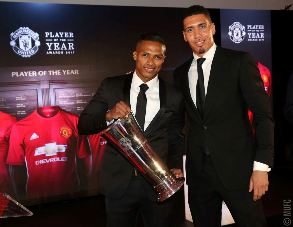 Em ho Nani xuat sac gianh giai thuong Jimmy Murphy cua Man Utd anh 11