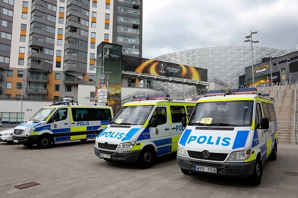 UEFA tang cuong an ninh bao ve tran Man Utd - Ajax anh 2