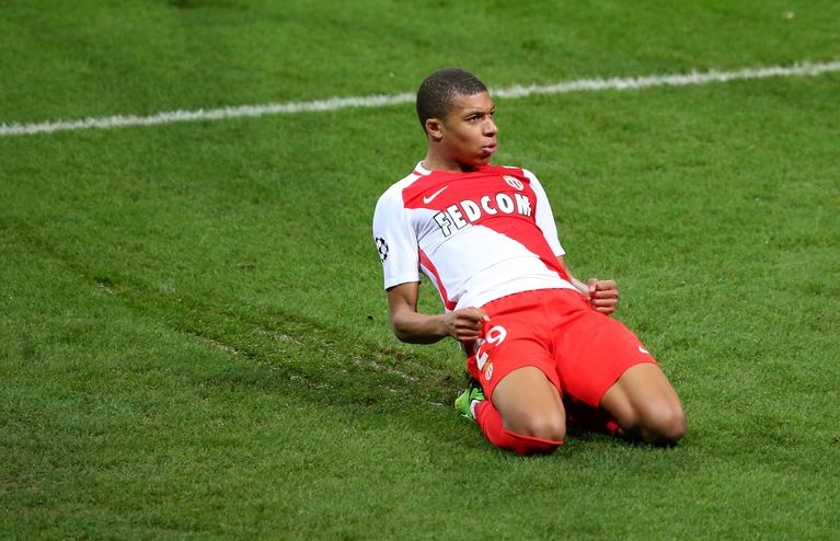 6 ngoi sao co the pha vo ky luc CN cua Pogba anh 2