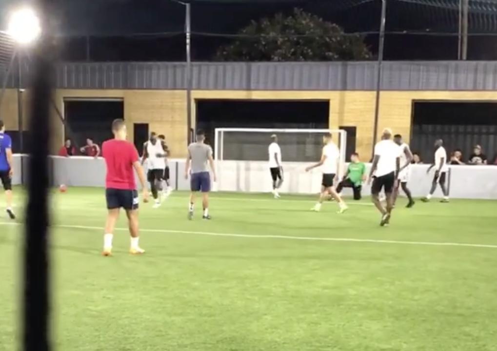 Lukaku va Pogba tich cuc tap luyen tai My hinh anh