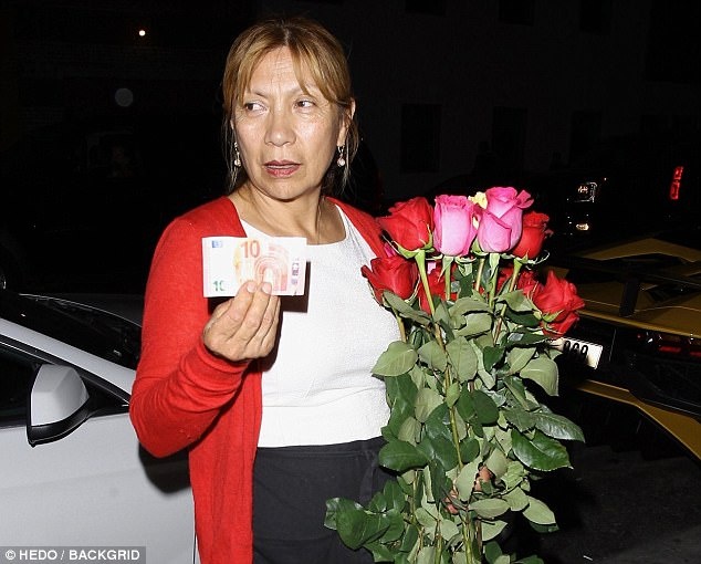 Nghỉ dưỡng tại Mỹ, Pogba cua được bạn gái xinh đẹp ảnh 11 Nghi duong tai My, Pogba cua duoc ban gai xinh dep anh 11