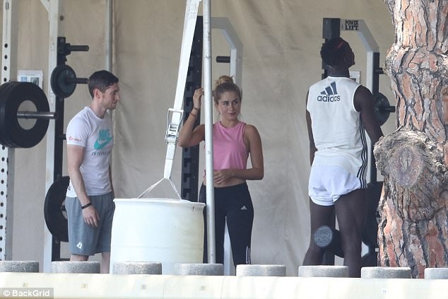 Nghỉ dưỡng tại Mỹ, Pogba cua được bạn gái xinh đẹp ảnh 3 Nghi duong tai My, Pogba cua duoc ban gai xinh dep anh 3