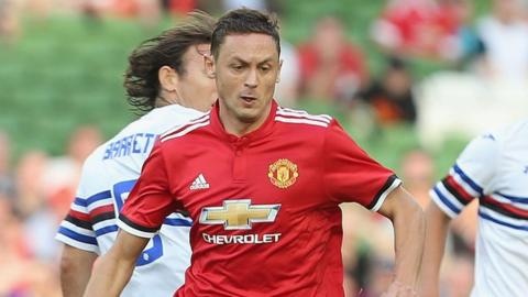 Man trinh dien cua Matic trong tran dau ra mat Man Utd hinh anh