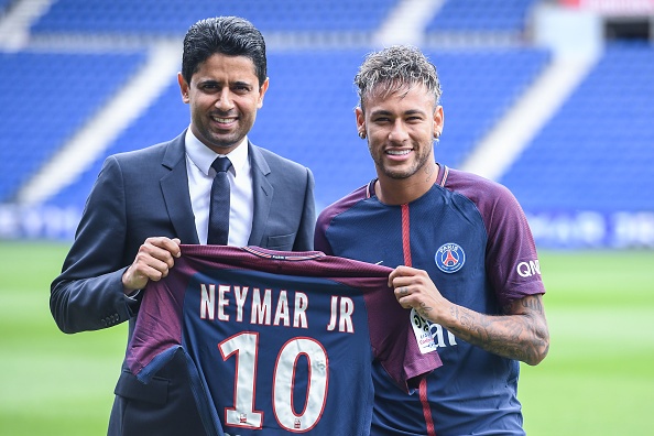 Neymar rạng rỡ trong buổi tập đầu tiên cùng Paris SG ảnh 7 Neymar rang ro trong buoi tap dau tien cung Paris SG anh 7