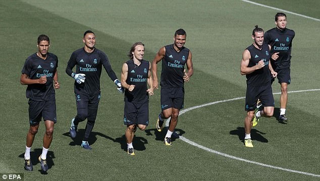 Tich cuc luyen tap,  Ronaldo san sang cho tran dai chien voi Barca anh 4