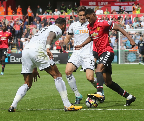 Cham diem Swansea 0-4 MU: Nhung sat thu goc Phi va nguoi hung Mkhitaryan anh 10