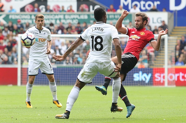 Cham diem Swansea 0-4 MU: Nhung sat thu goc Phi va nguoi hung Mkhitaryan anh 9