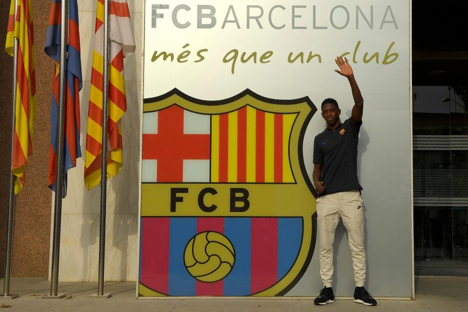 Dembele chinh thuc toi Barcelona hinh anh