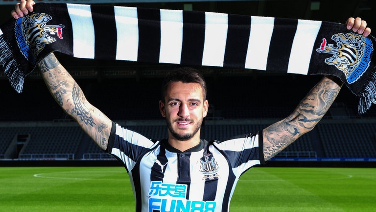 Toan bo hop dong da hoan tat tai Premier League anh 13