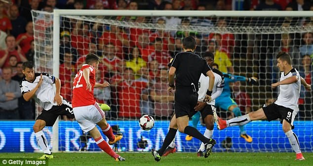 Tuyen xu Wales dung phuong phap dac biet de hoi phuc the luc anh 7