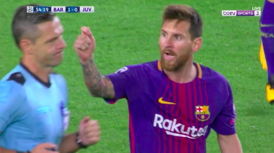 Messi may mắn chỉ nhận thẻ vàng trong trận đấu với Juventus ảnh 3 Messi may man chi nhan the vang trong tran dau voi Juventus anh 3