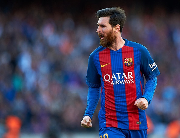 Lap poker truoc Eibar, Messi tu pha ky luc cua chinh minh hinh anh