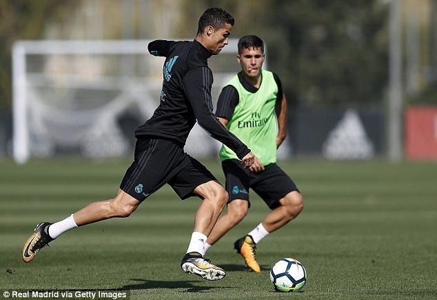 Ronaldo hung khoi cho tran dau tro lai La Liga hinh anh