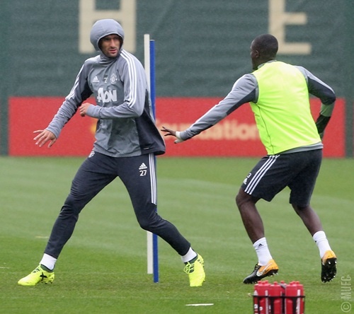 Dan sao MU dam mua luyen tap truoc tran chien voi Southampton anh 10