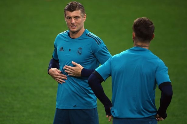 Zidane tich cuc luyen tap cung hoc tro chuan bi dai chien voi Dortmund anh 5