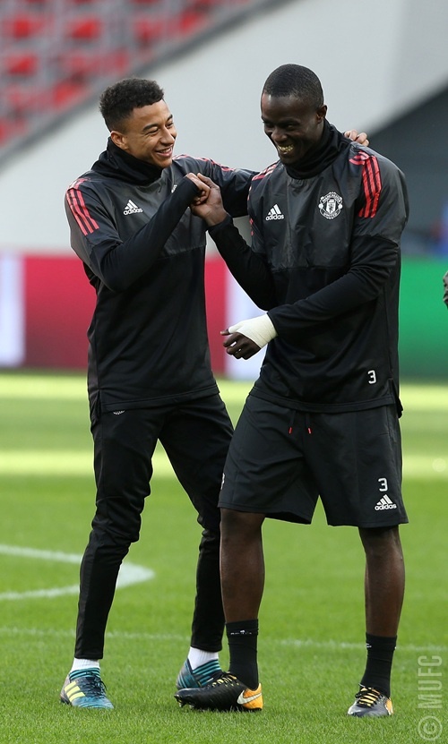 Dan sao MU vui ve luyen tap truoc cuoc chien voi CSKA Moscow anh 10