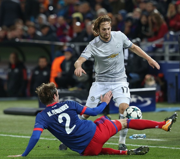 Cham diem CSKA Moscow 1-4 MU: Song sat Lukaku - Martial anh 8