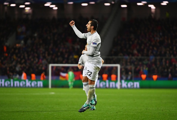 Cham diem CSKA Moscow 1-4 MU: Song sat Lukaku - Martial anh 9