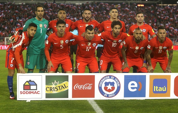 Sanchez toa sang giup Chile tien sat vong chung ket World Cup 2018 anh 1